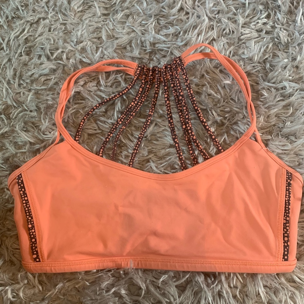 Free to wild lululemon sports bra